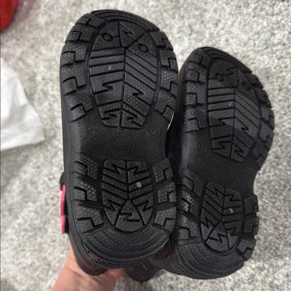 Wonder Nation Black Boots with Pink Straps - Picture 6 of 7